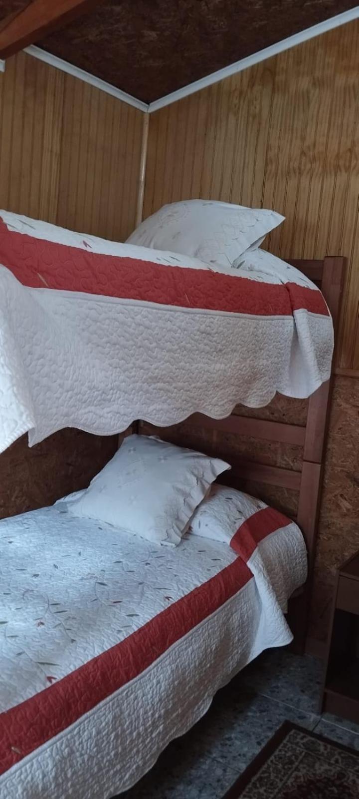 Hostal Y Cabanas Ventisquero Puerto Puyuguapi Zimmer foto